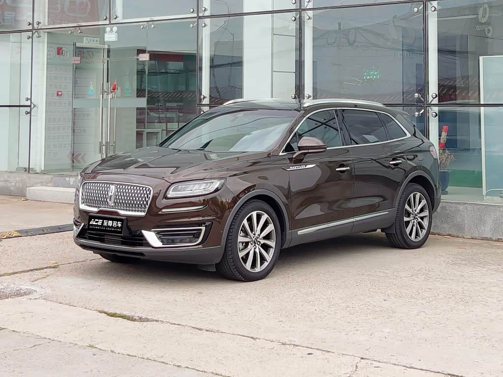 Lincoln Nautilus 2019 2.0T V