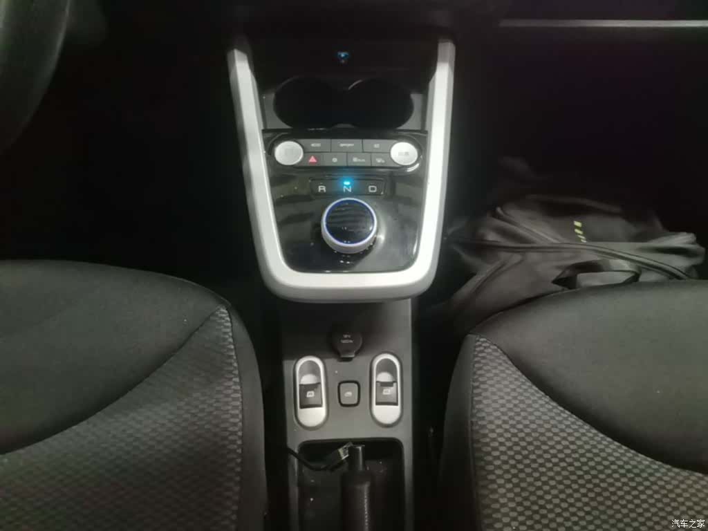 BYD e1, 2019 10