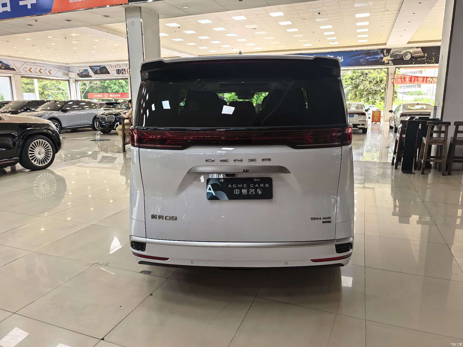 Denza D9, 2025 20