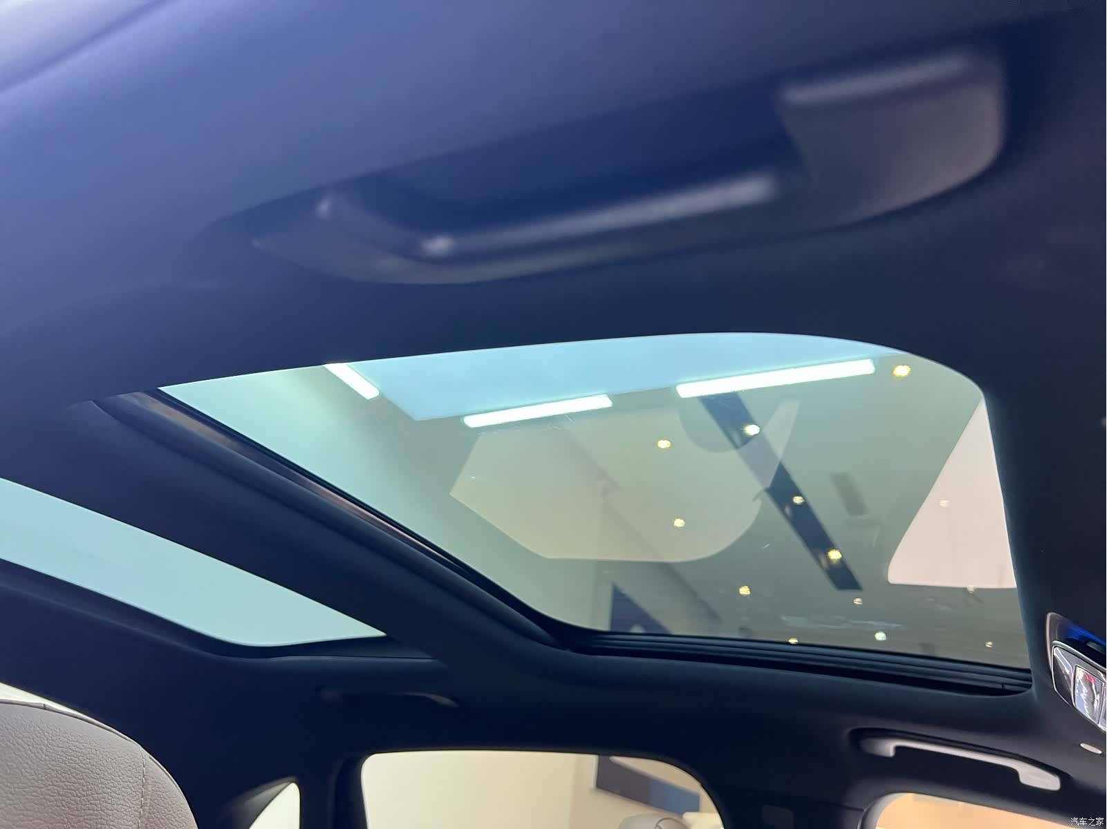 Mercedes-Benz E-Class, 2024 12