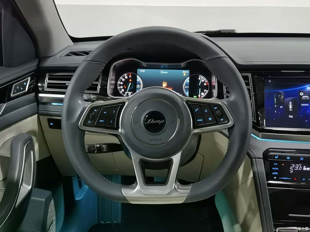 Zotye X7, 2018 11