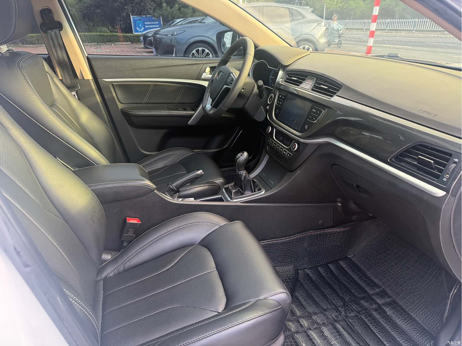 Geely Emgrand, 2016 8