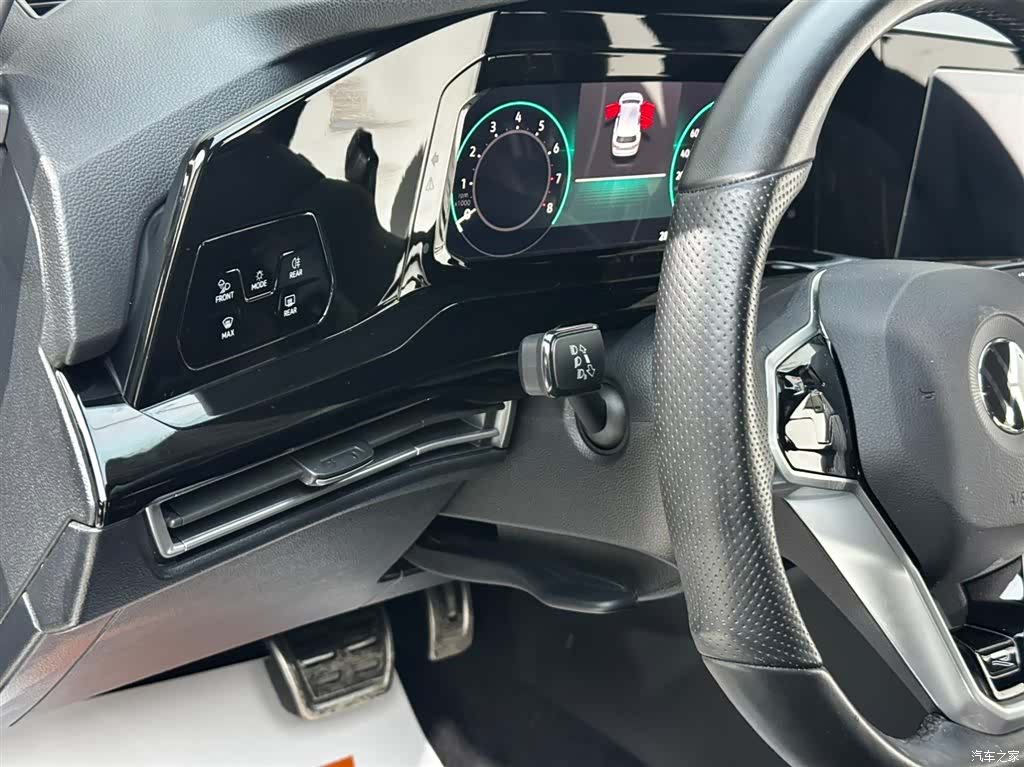Volkswagen Golf, 2022 25