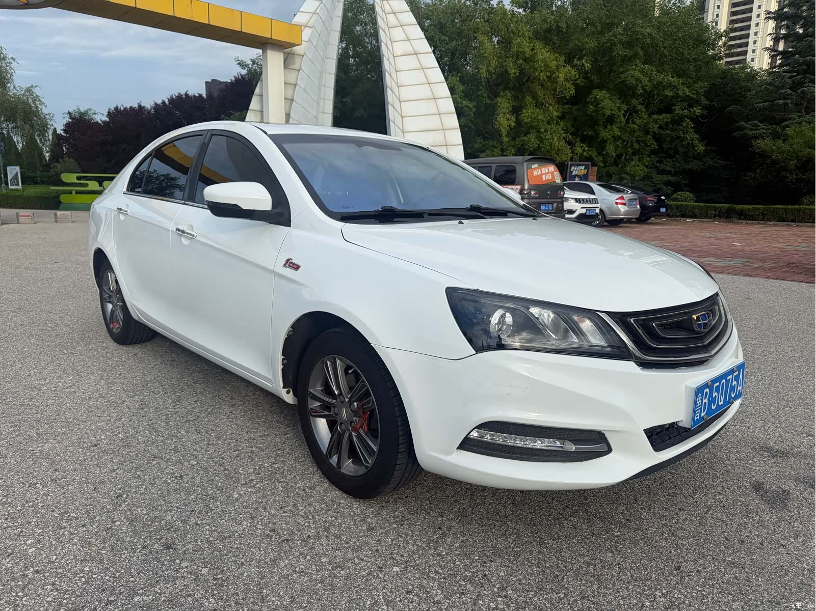 Geely Emgrand, 2016 3