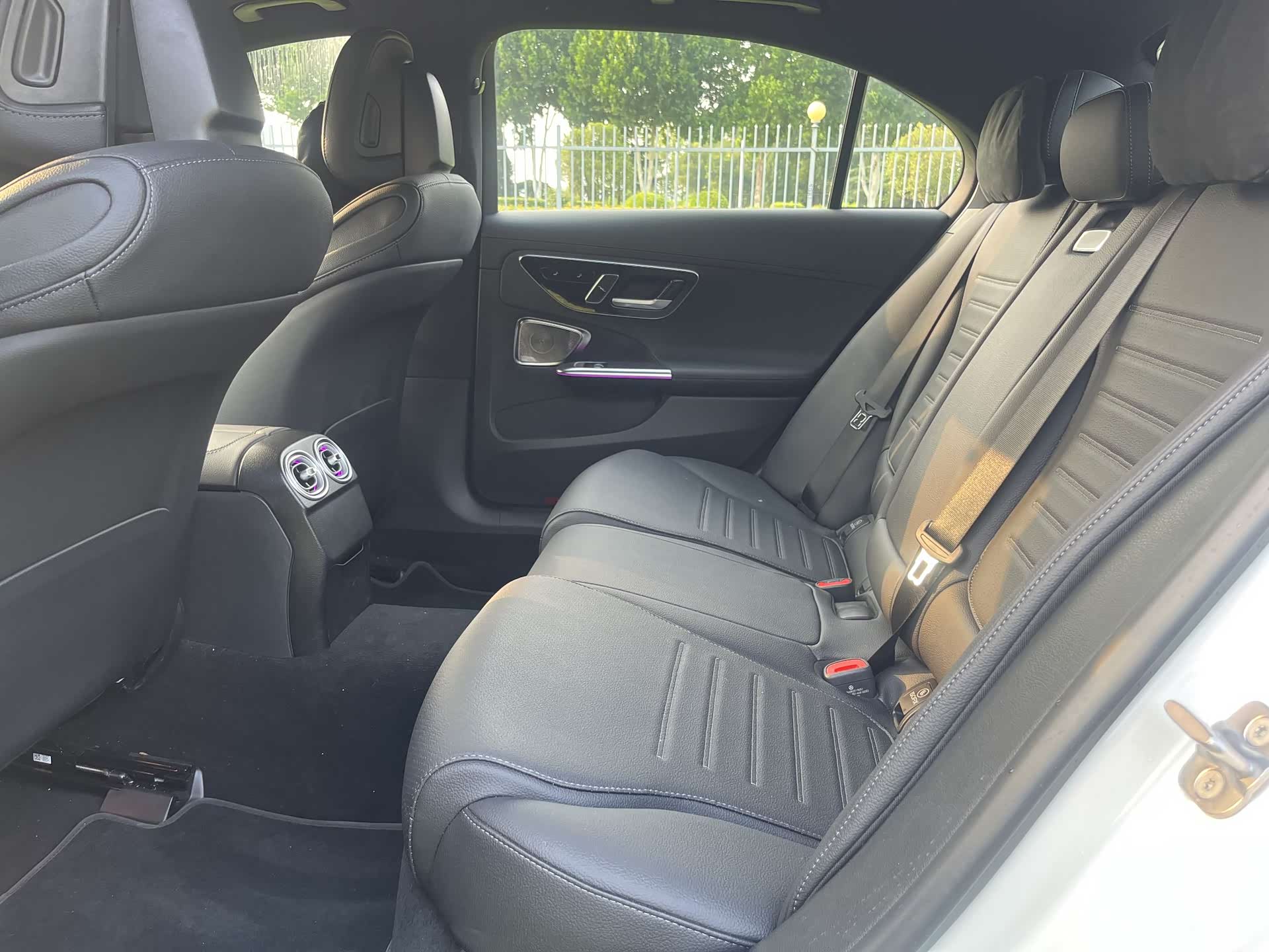 Mercedes-Benz C-Class, 2024 19