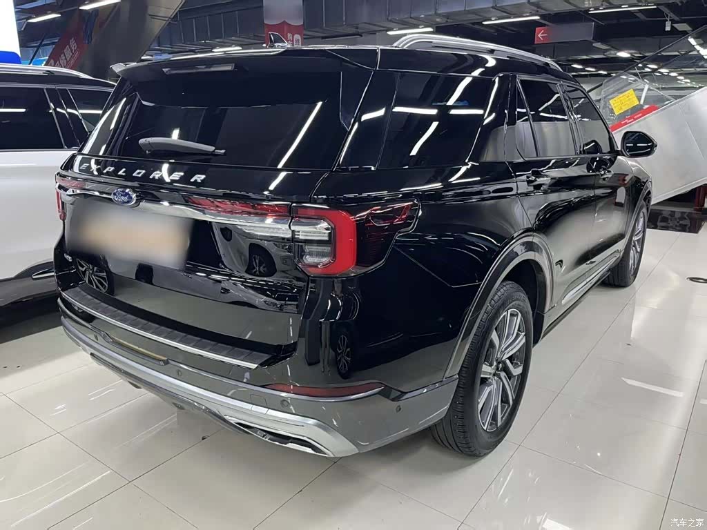 Ford Explorer, 2023 8
