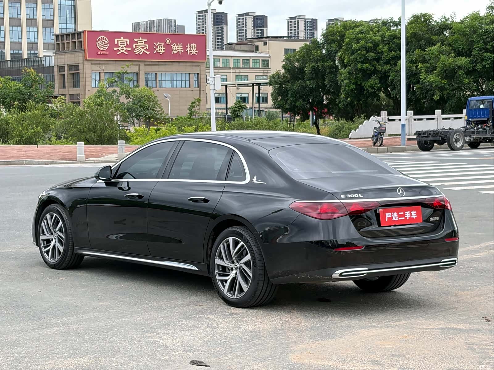 Mercedes-Benz E-Class, 2025 9