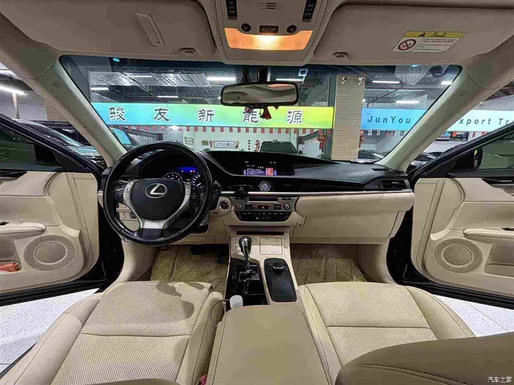 Lexus ES, 2015 23
