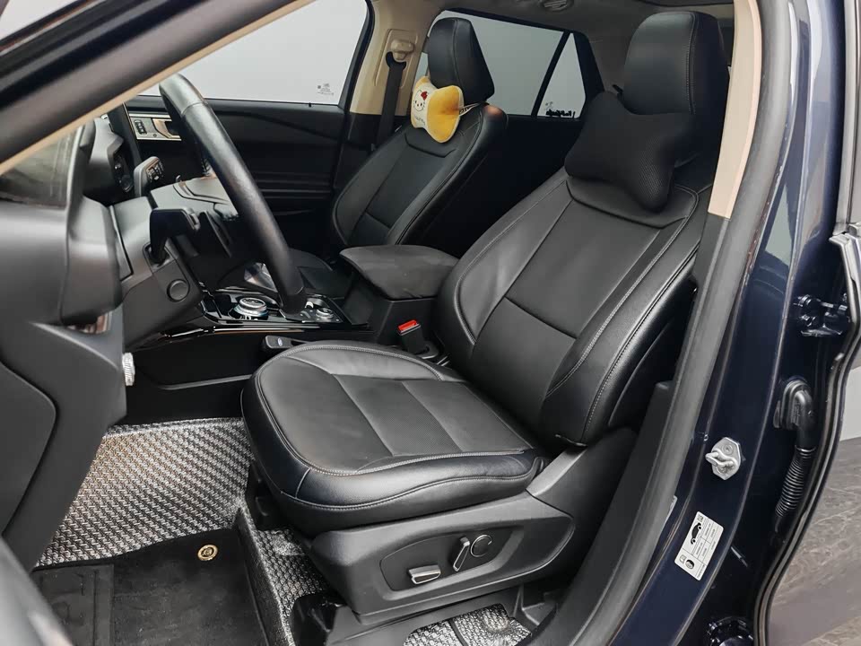 Ford Explorer Ford Explorer