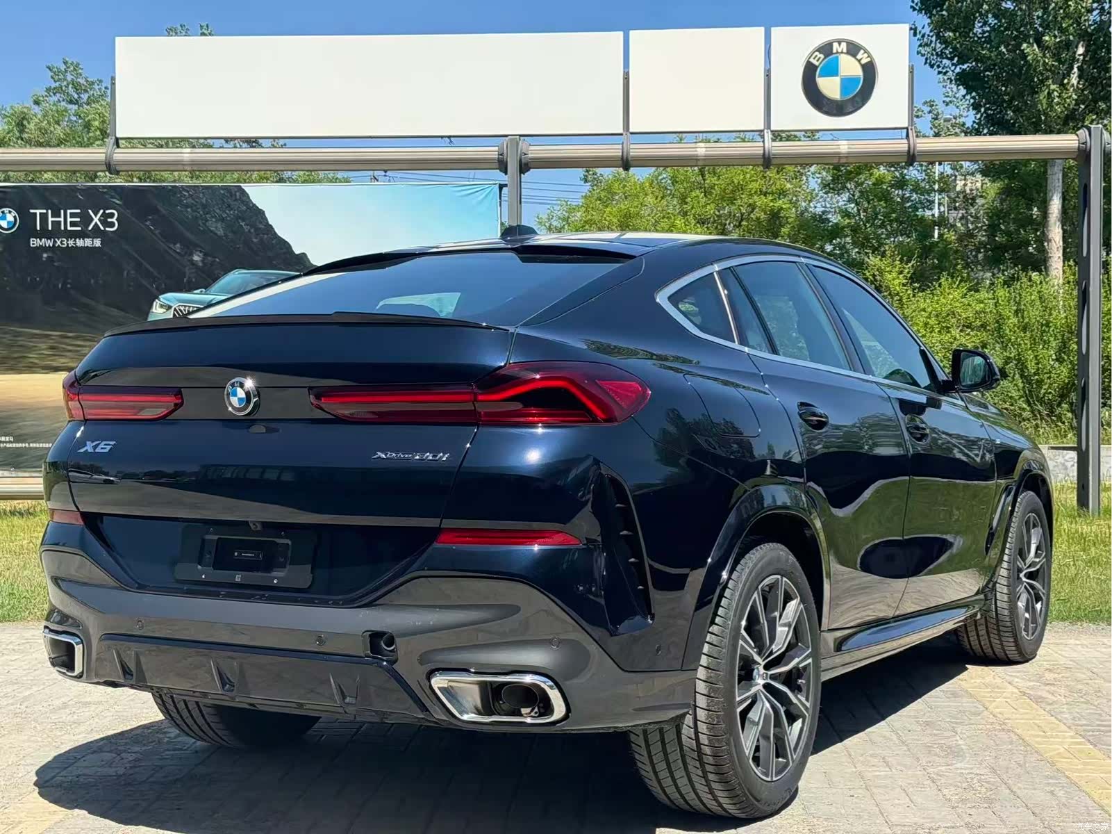 BMW X6, 2023 все фото