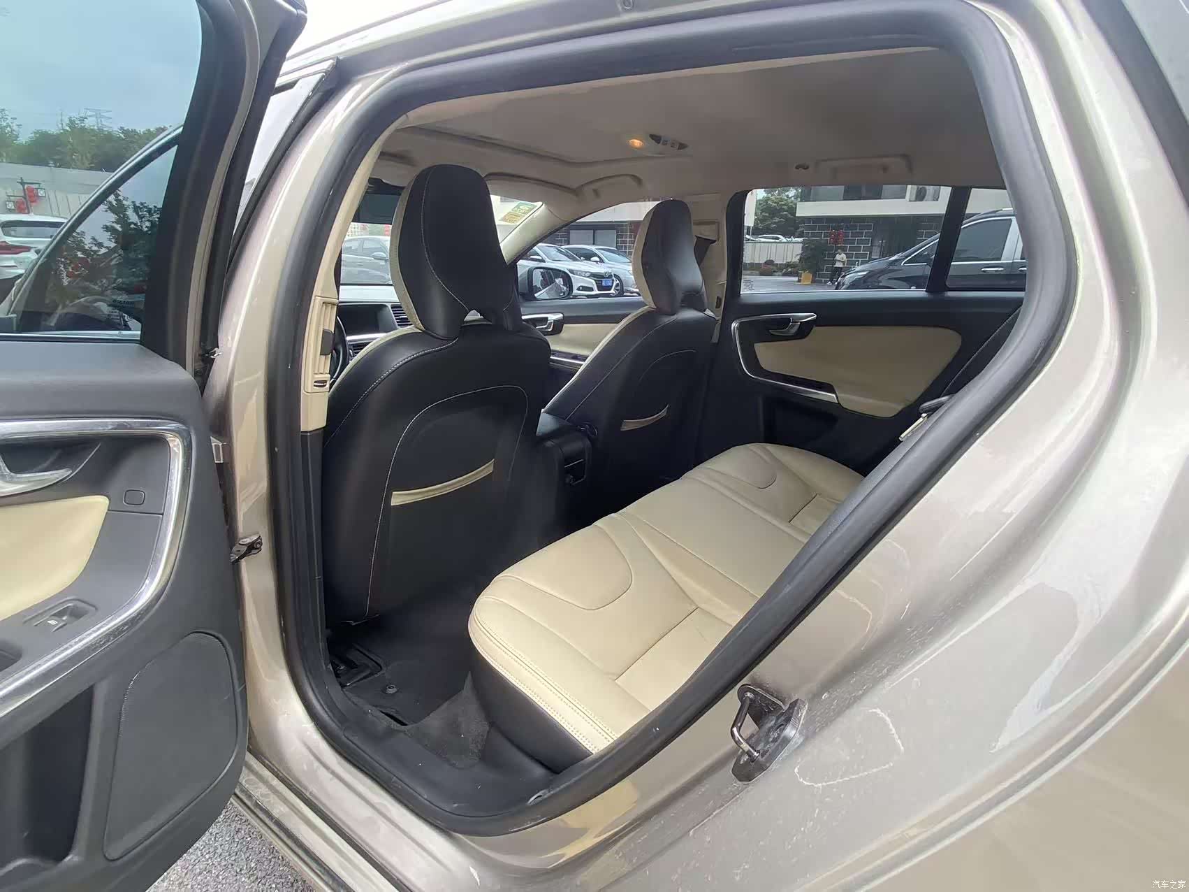 Volvo V60, 2013 12
