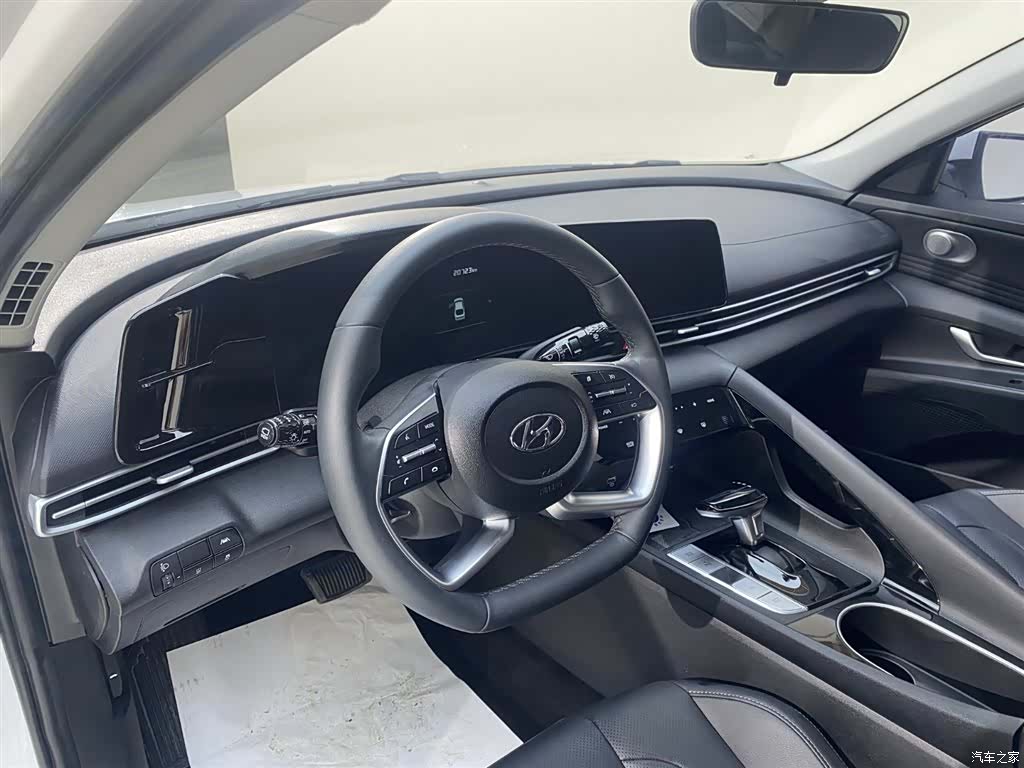 Hyundai Elantra, 2022 20