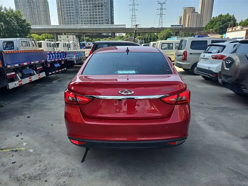 Chery Arrizo 5