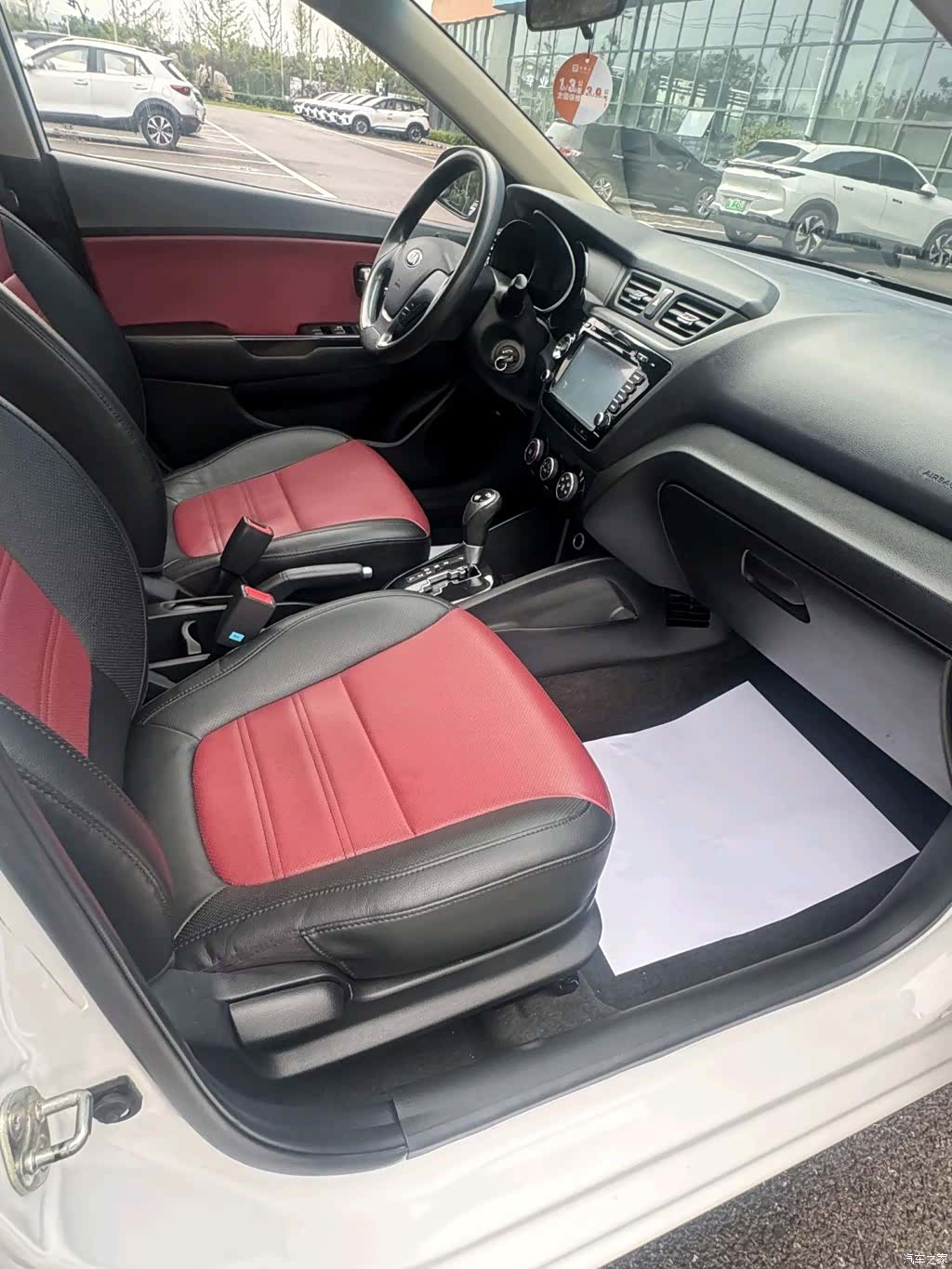 Kia K2, 2015 10