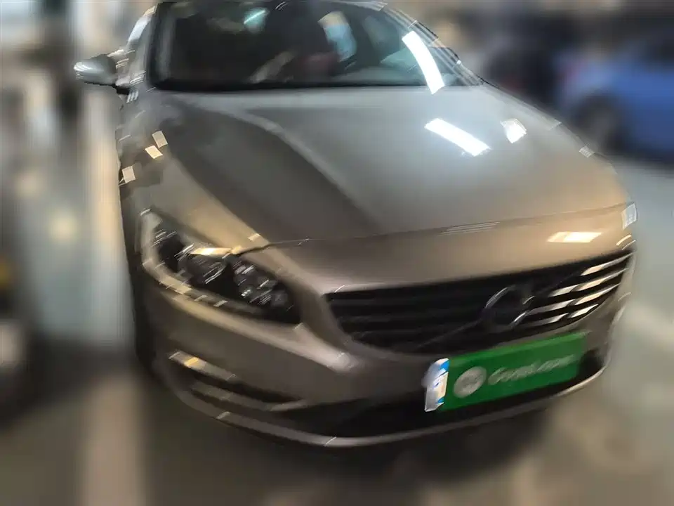 Volvo S60