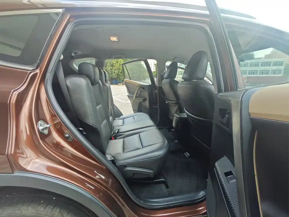 Toyota RAV4 Rongfang