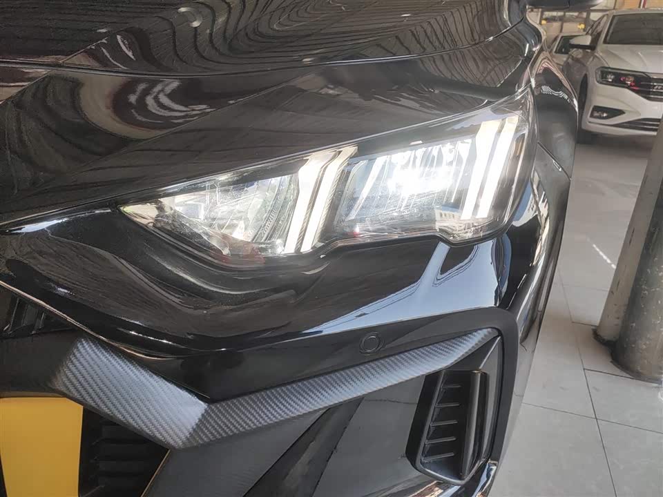 Trumpchi Shadow Leopard