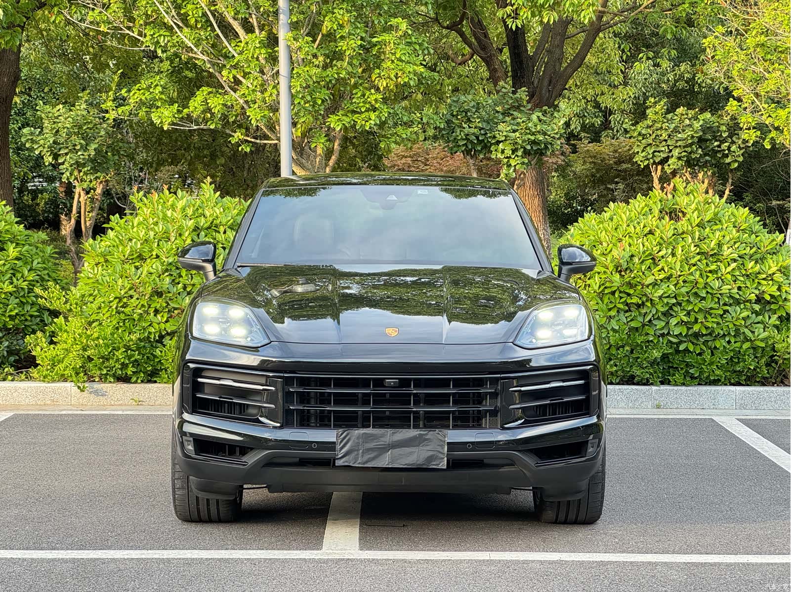 Porsche Cayenne, 2024 1