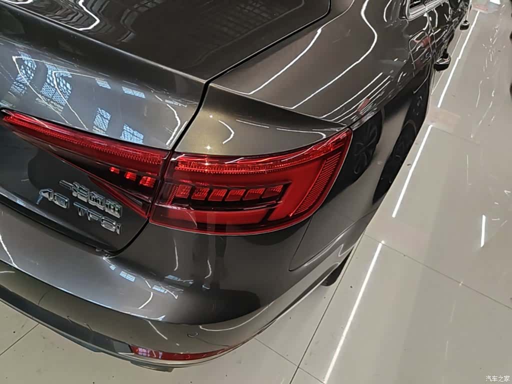 Audi A4L, 2016 8