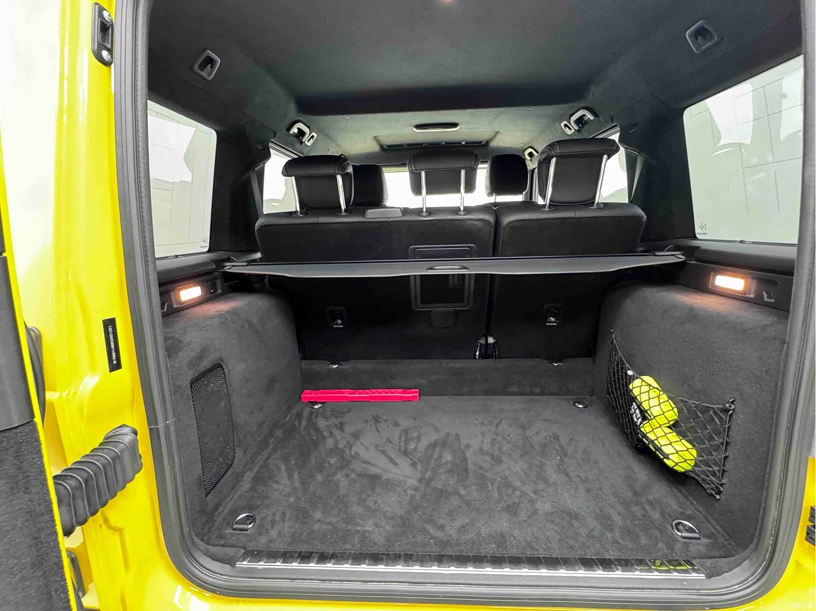 Mercedes-Benz G-Class, 2026 26