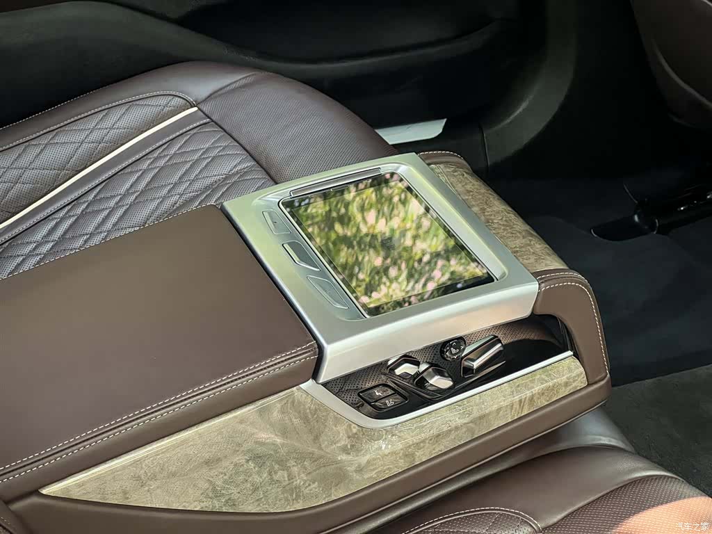 BMW 7 Series, 2021 21