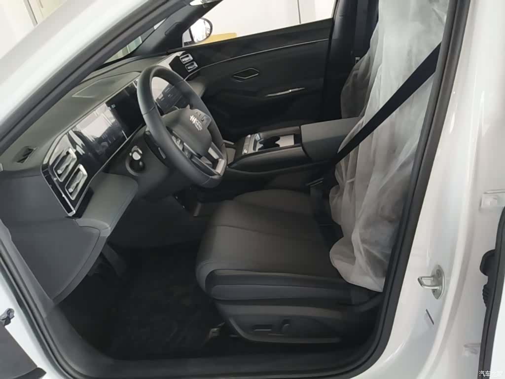 BYD Qin, 2026 15