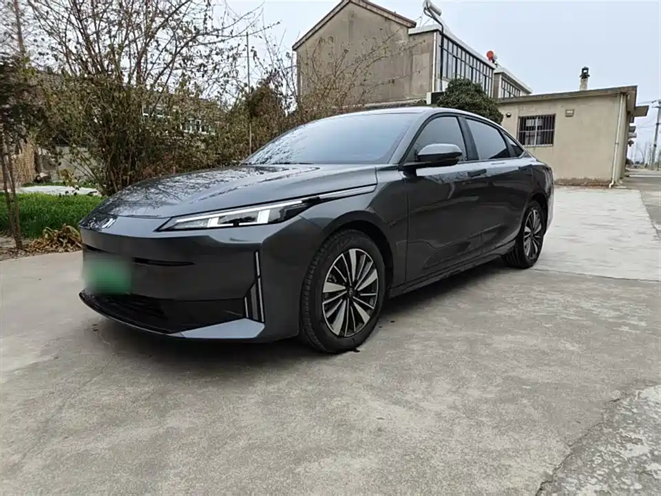 Changan A05