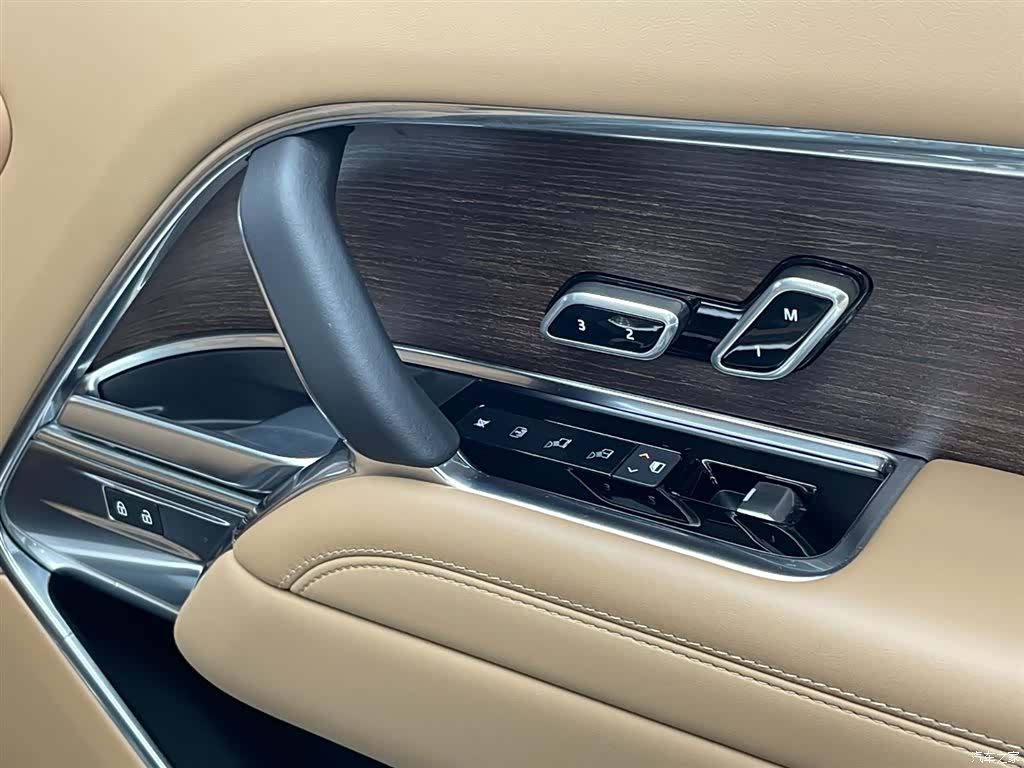 Land Rover Range Rover, 2023 28