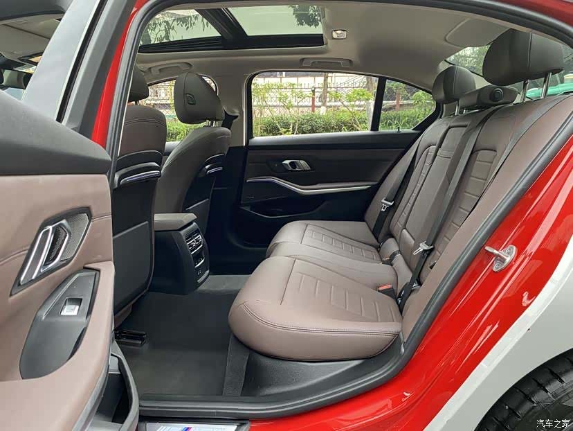 BMW 3 Series, 2021 7
