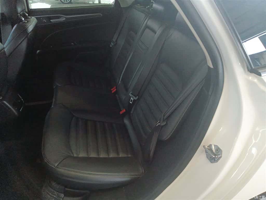 Ford Mondeo, 2018 17