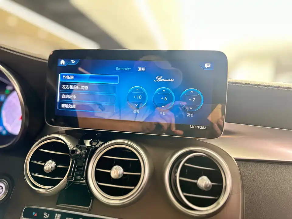 Mercedes-Benz GLC Mercedes-Benz GLC