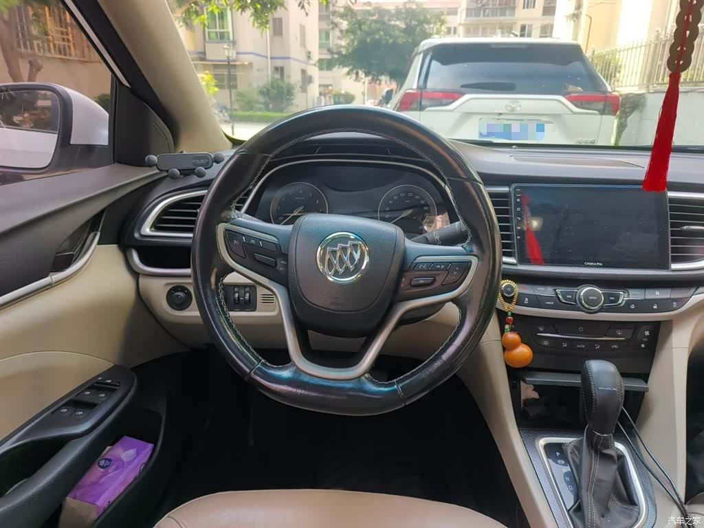 Buick V, 2019 4