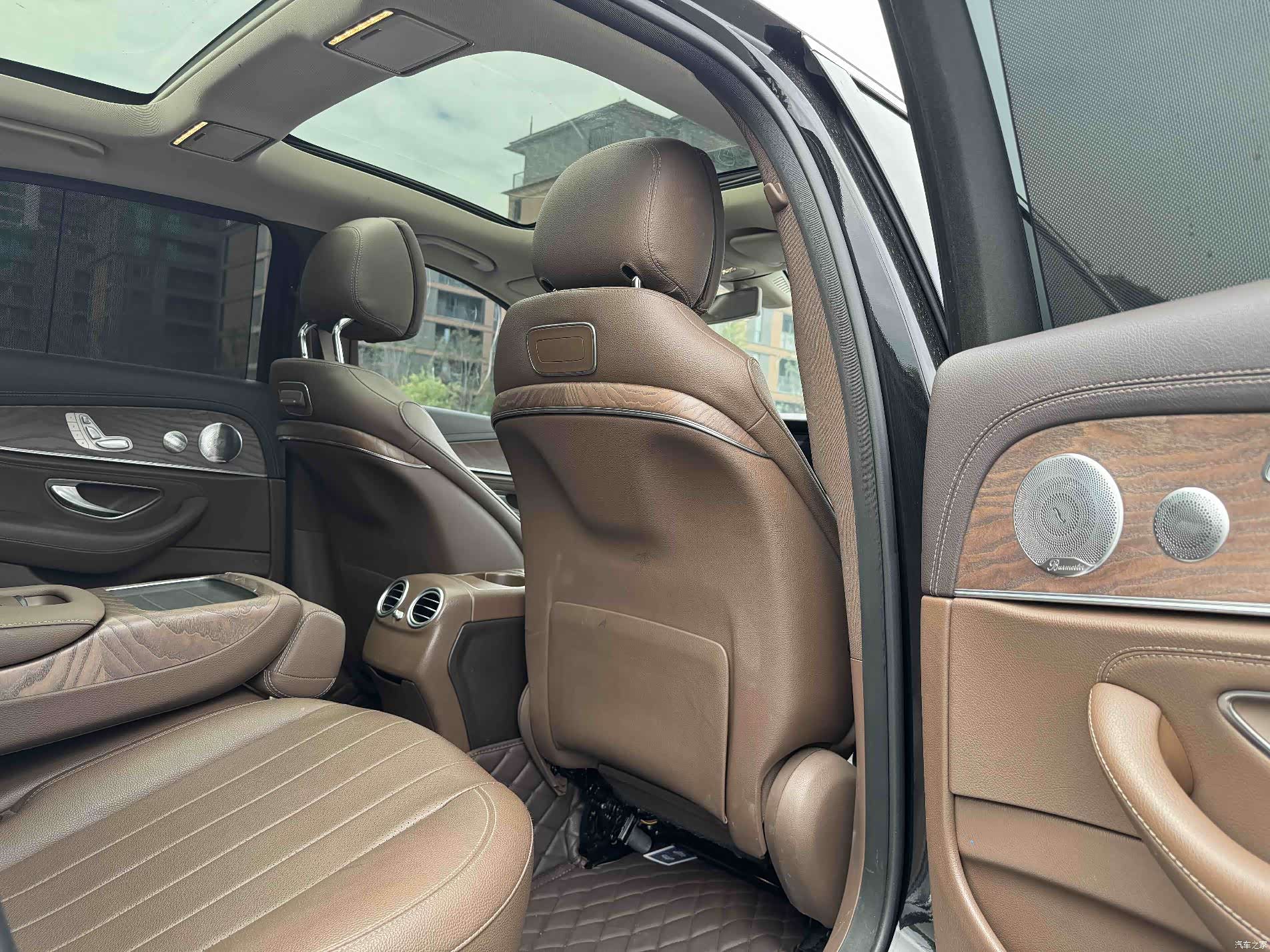 Mercedes-Benz E-Class, 2019 6