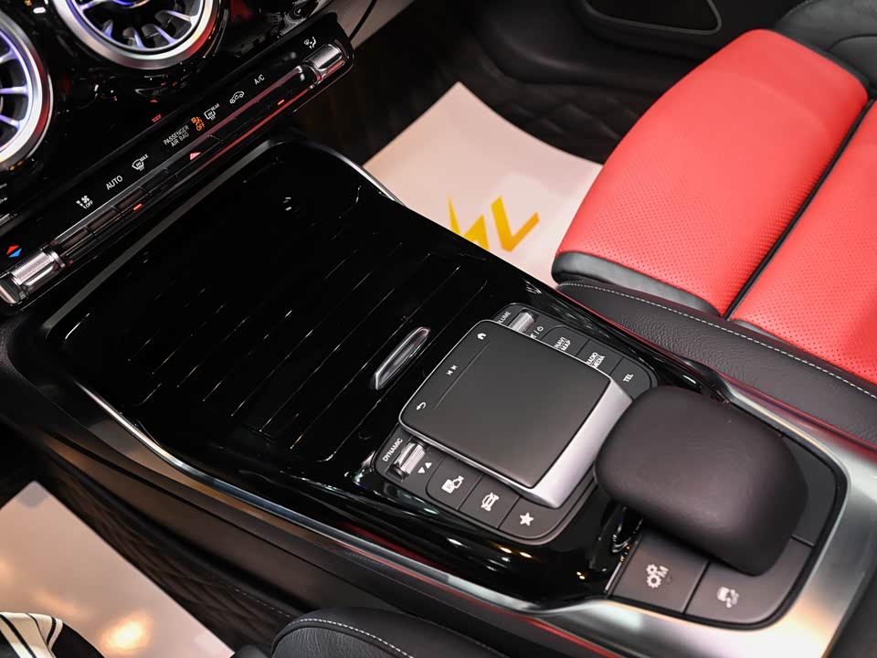 Mercedes-Benz CLA AMG