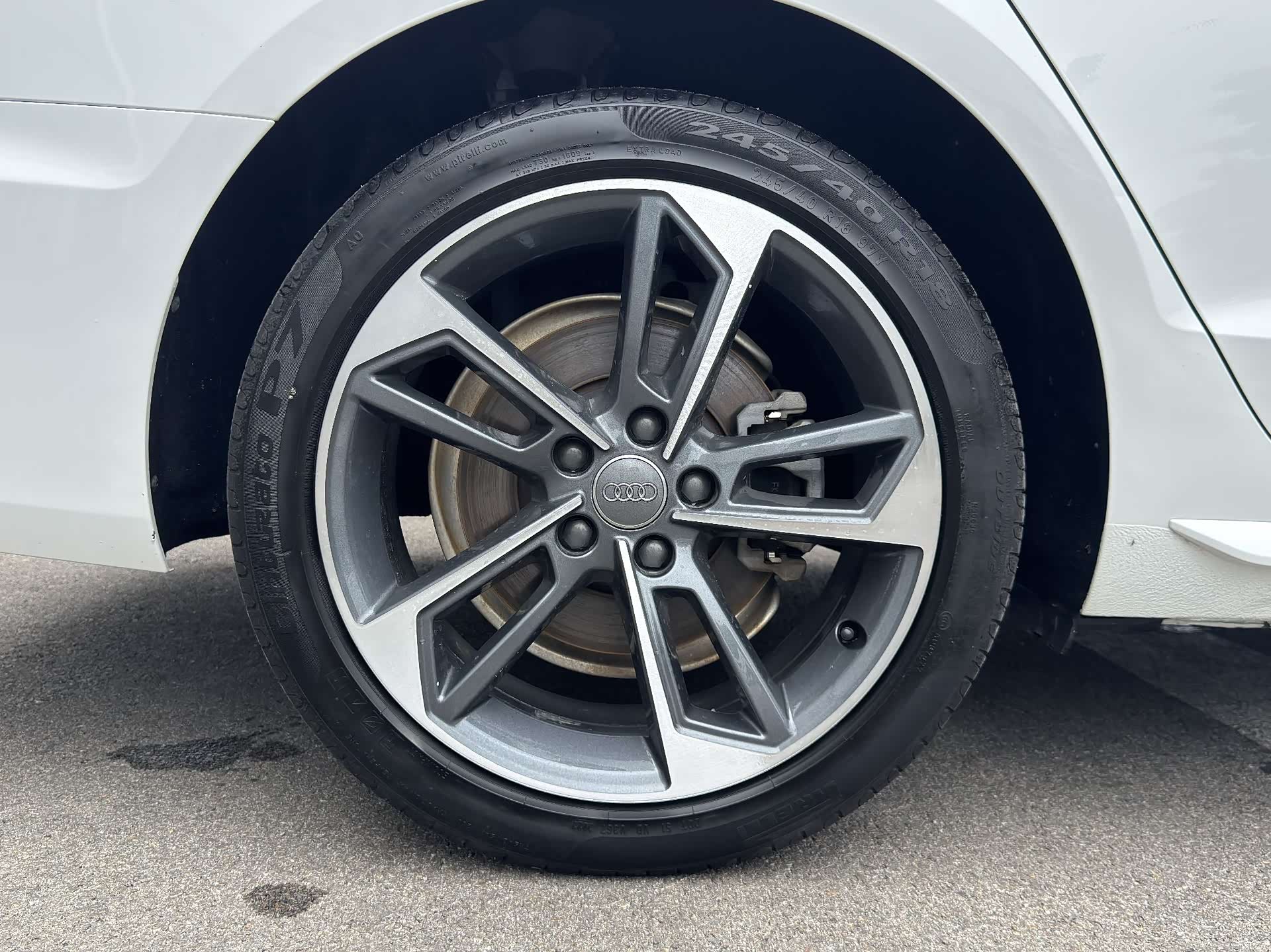 Audi A4L, 2020 15