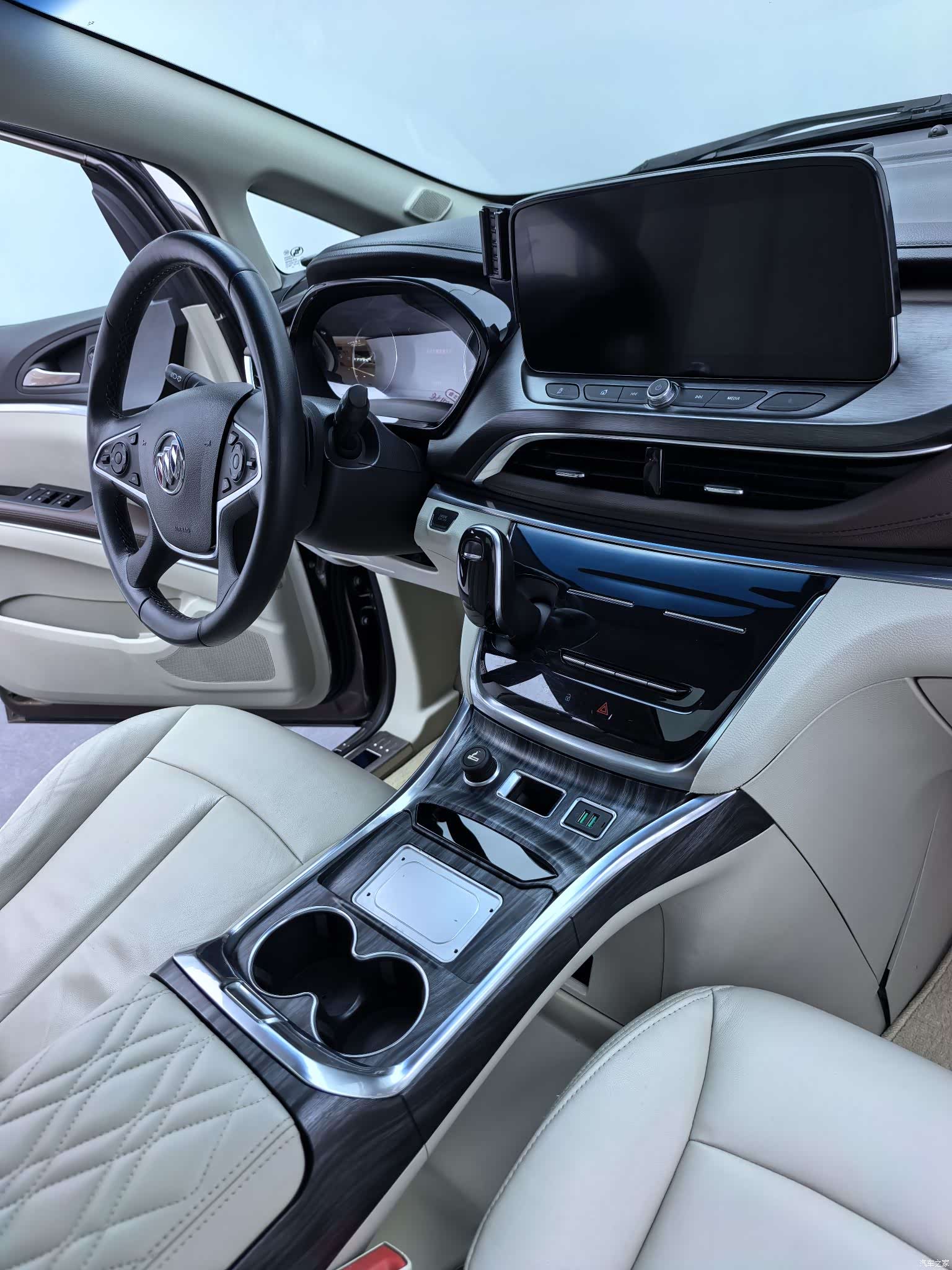 Buick GL8, 2020 12