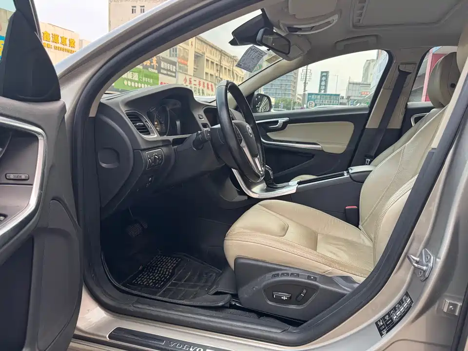 Volvo S60 Volvo S60