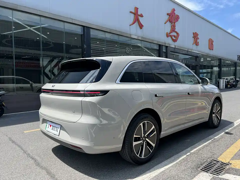 Li Auto Ideal L6