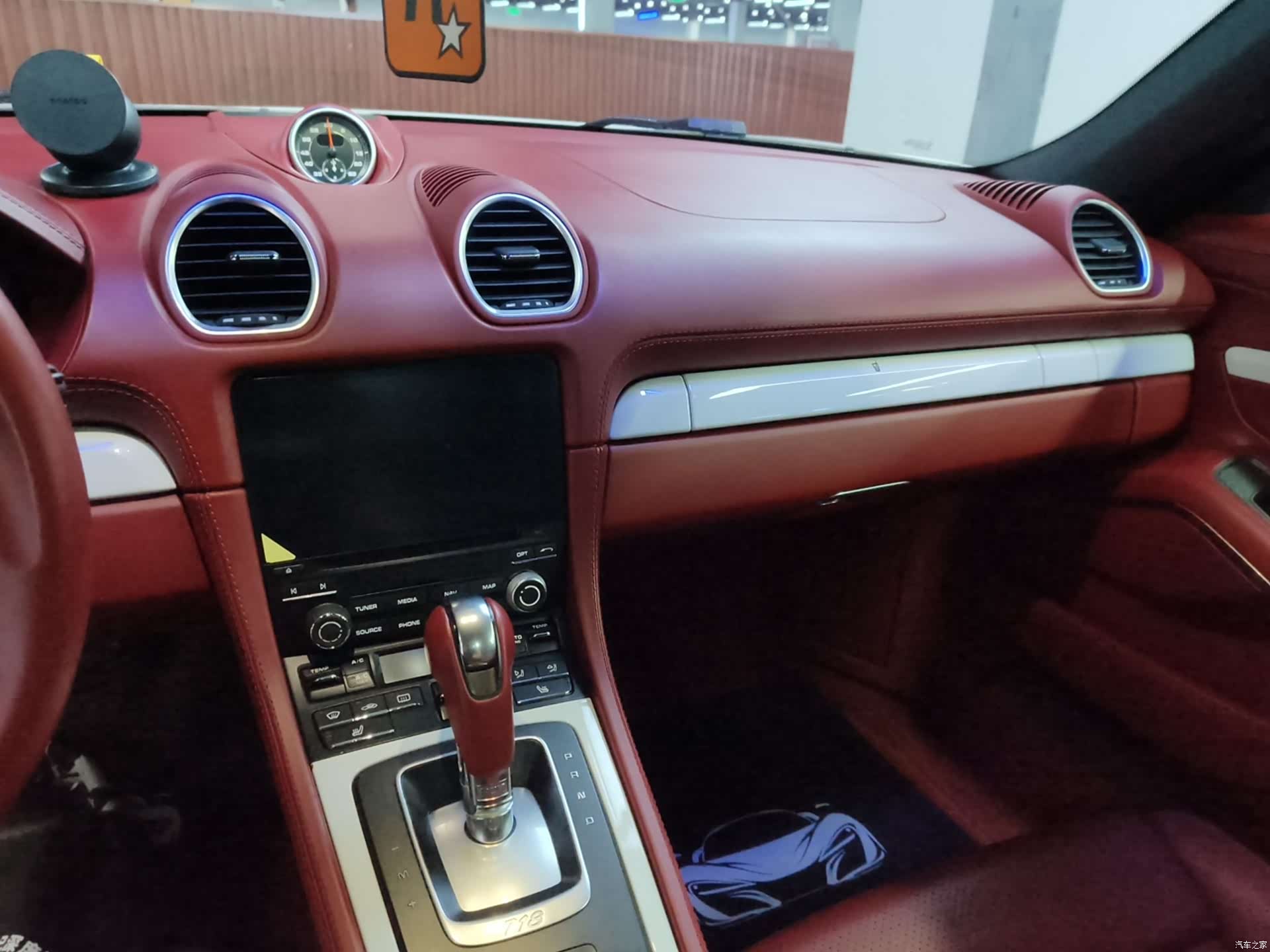 Porsche Boxster, 2018 8