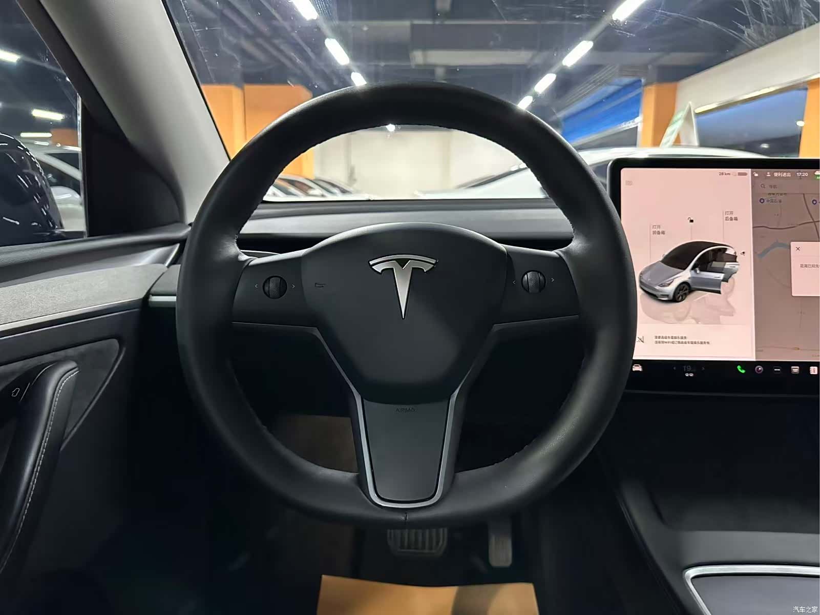 Tesla Model Y, 2023 10
