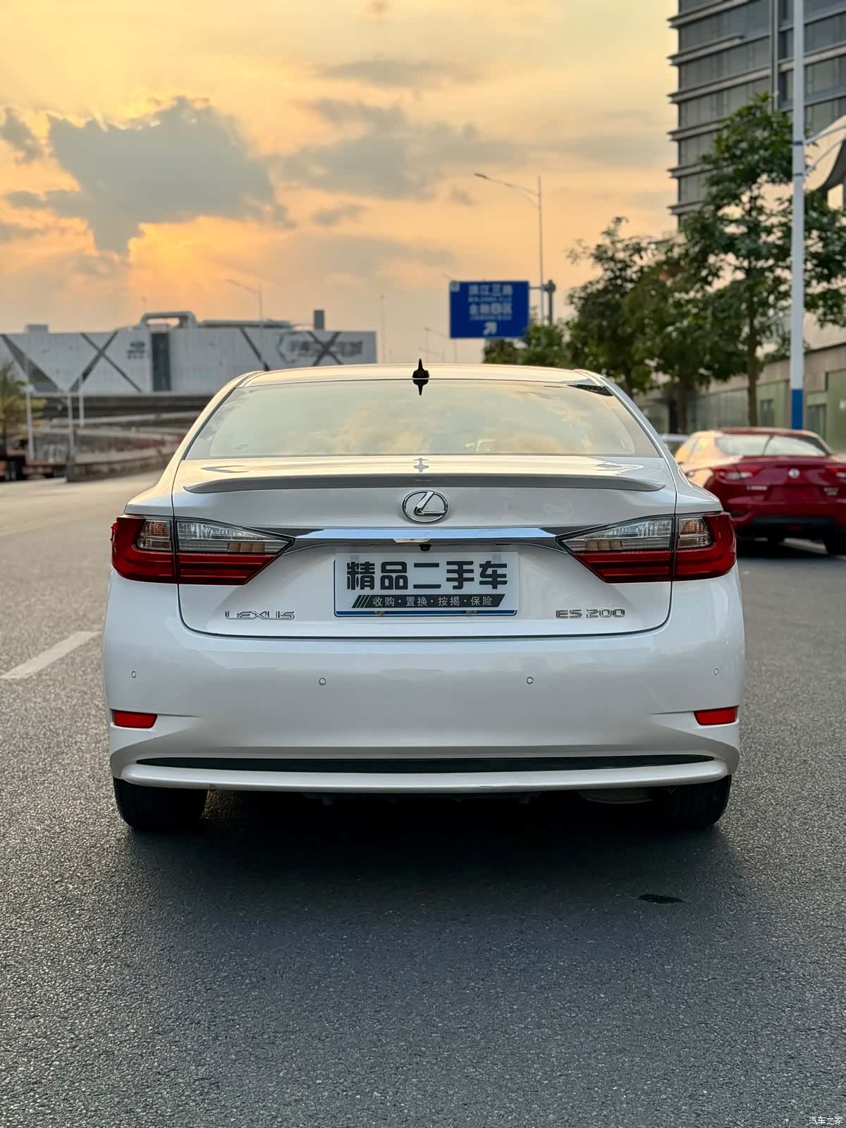 Lexus ES, 2016 10