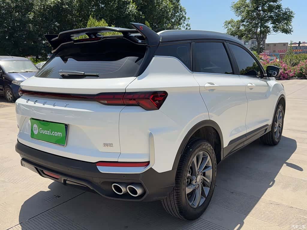 Geely Coolray, 2025 6