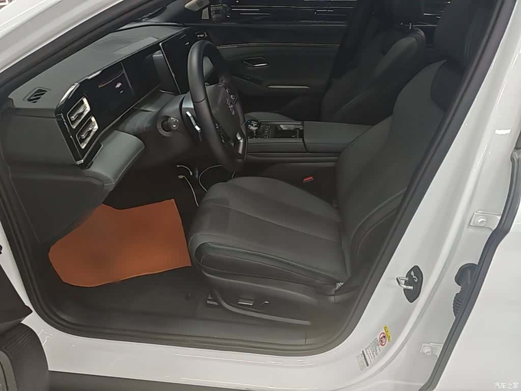 BYD Qin, 2025 15