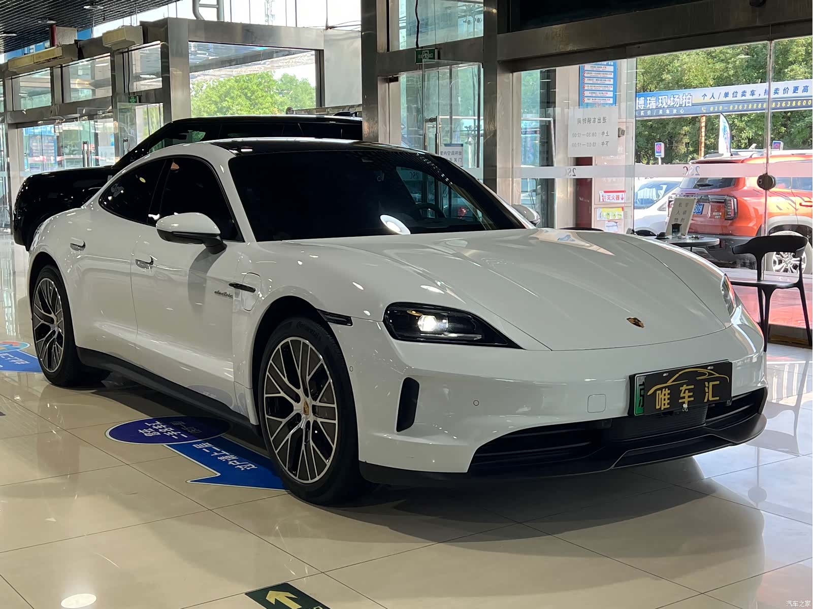 Porsche Taycan, 2025 4