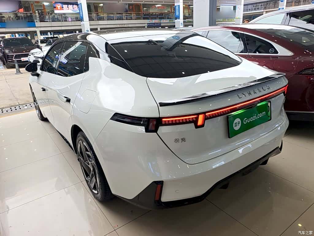 Lynk & Co 02, 2025 все фото