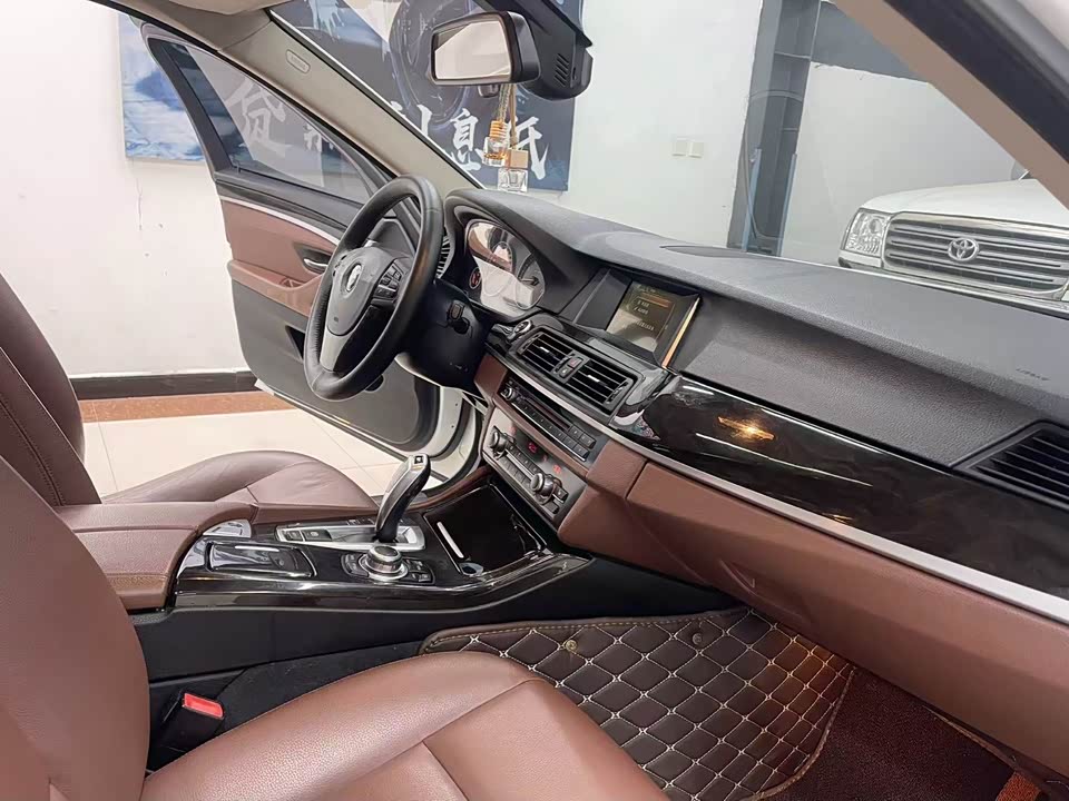 BMW 5 series BMW 5 series