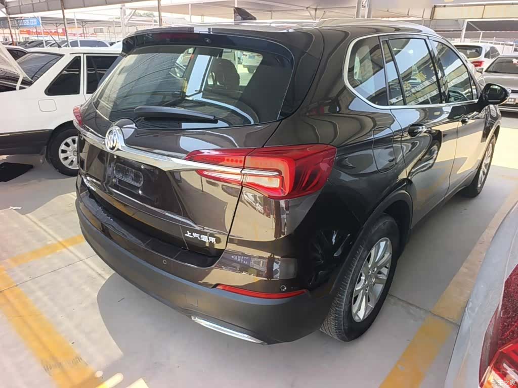 Buick Envision Plus, 2021 7