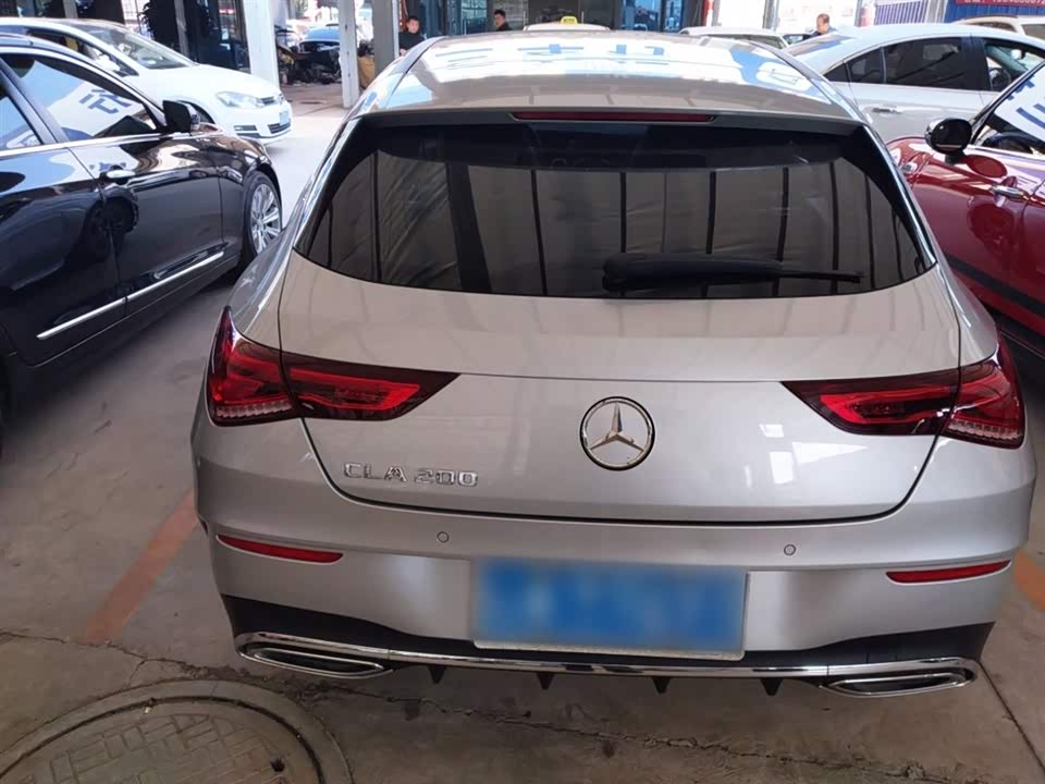 Mercedes-Benz CLA