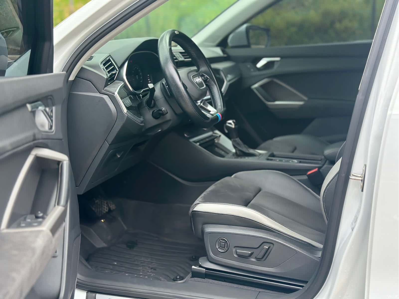 Audi Q3, 2022 7