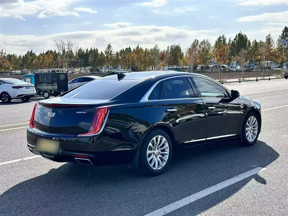 Cadillac XTS